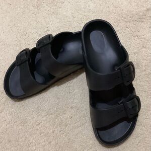 🆕🔥 no boundaries Double Strap Sandals great for any occasion super cute